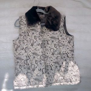 cow girl up sleeveless vest